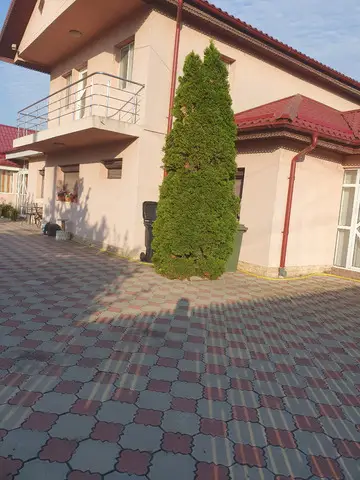 De vanzare vila plus teren in  Focsani, Judetul Vrancea