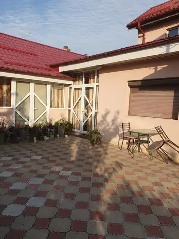 De vanzare vila plus teren in  Focsani, Judetul Vrancea