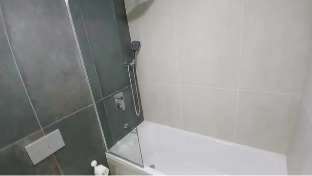 Apartament 3 camere voluntari