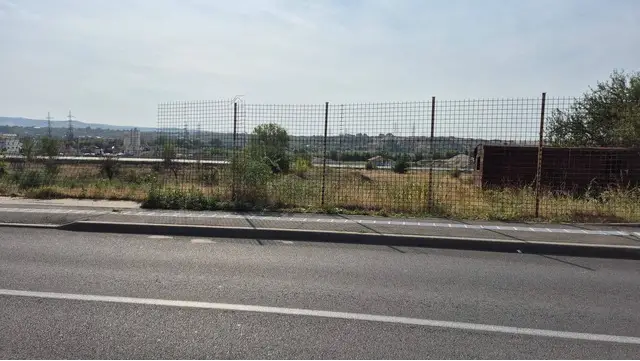 Teren intravilan de vanzare