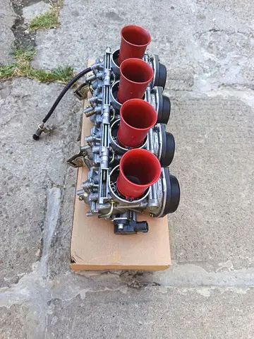 CARBURATOARE / suzuki gsxr SRAD