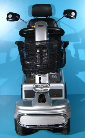 Scuter electric pentru batrani-Shoprider cu 6km h