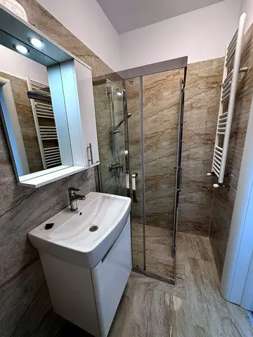 Inchiriez duplex modern, Ansamblul Central Address