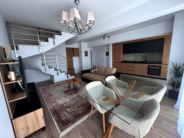 Inchiriez duplex modern, Ansamblul Central Address