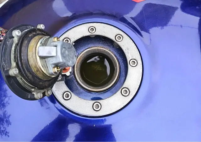 REZERVOR / suzuki / gsxr / 600 / 750 / SRAD