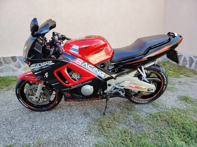 CARENE / honda cbr 600 F 2 / F 3