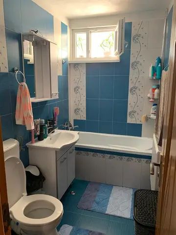 Apartament 3 camere 78 mp piatra Neamt