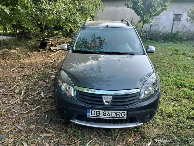 Sandero Stepway ,an fabricatie 2011,1.6 Benzina-GPL.