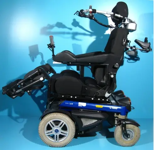Carucior electric actionat cu gura Otto Bock C1000
