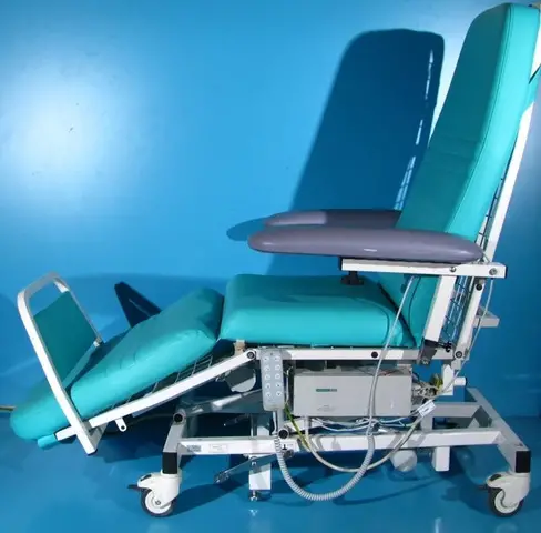 Scaun medical electric pentru tratament si recoltare