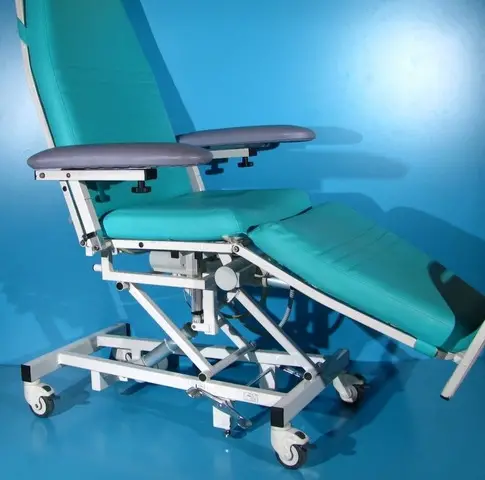 Scaun medical electric pentru tratament si recoltare
