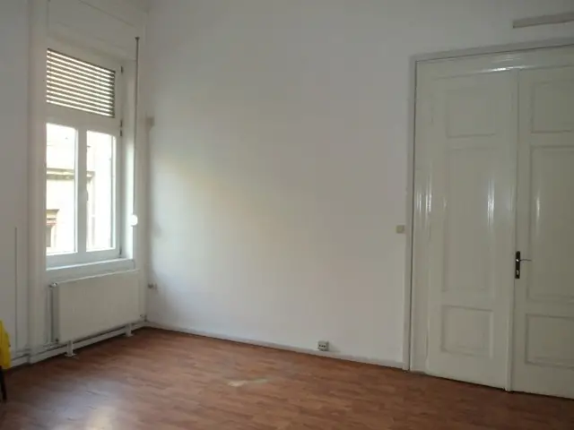 Apt 5 camere renovat, 181mp, Timisoara,  388.000euro