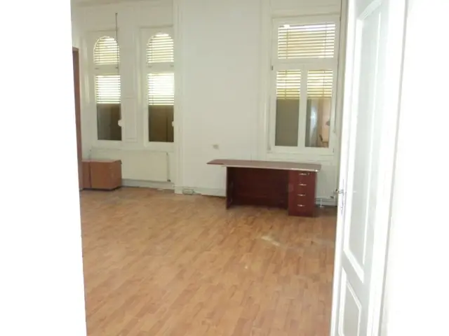 Apt 5 camere renovat, 181mp, Timisoara,  388.000euro