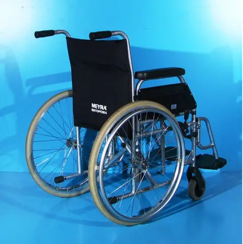 Scaun cu rotile Meyra - latime sezut 42 cm