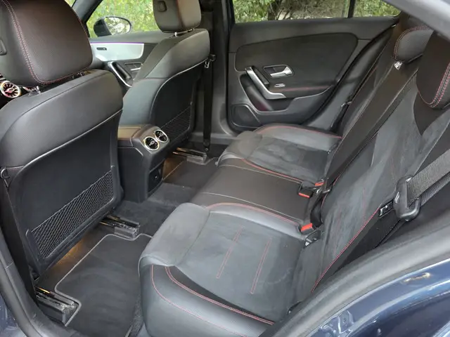 Mercedes A200 AMG line 2021
