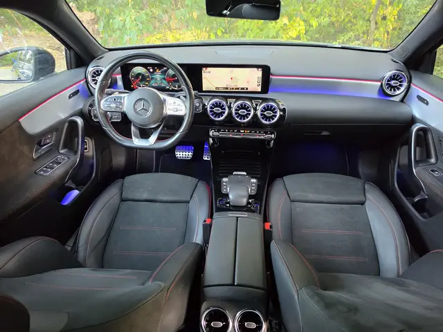 Mercedes A200 AMG line 2021