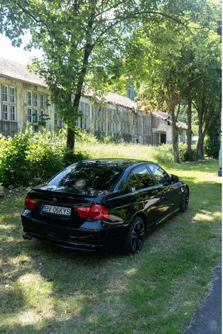 Bmw seria 3 E90 2011 **trapa**