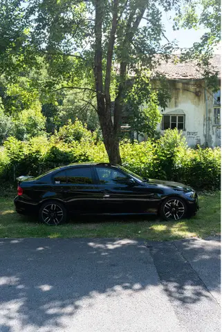 Bmw seria 3 E90 2011 **trapa**