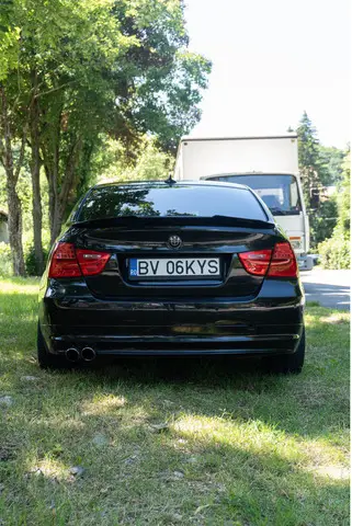 Bmw seria 3 E90 2011 **trapa**