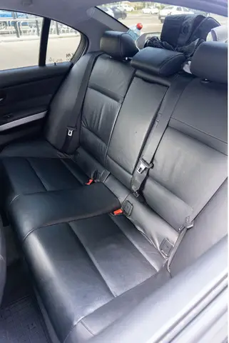 Bmw seria 3 E90 2011 **trapa**