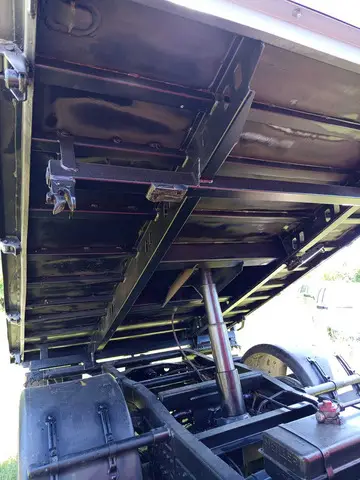 Mercedes Vario basculabil