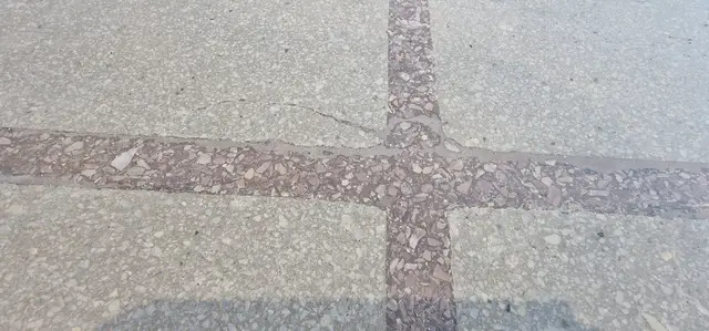 Slefuire pardoseli din mozaic