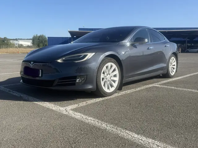 Tesla model S 75D 2018