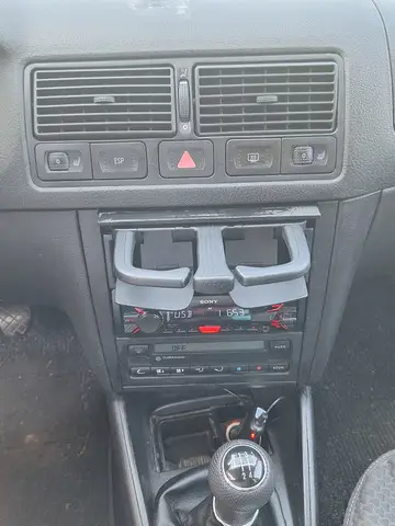 Volkswagen Golf IV edition 1.4 16V (75 CP) benzina