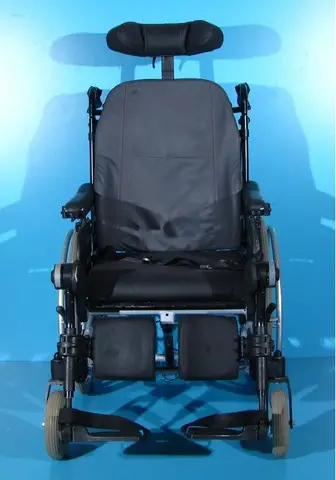 Scaun cu rotile invalizi - Invacare