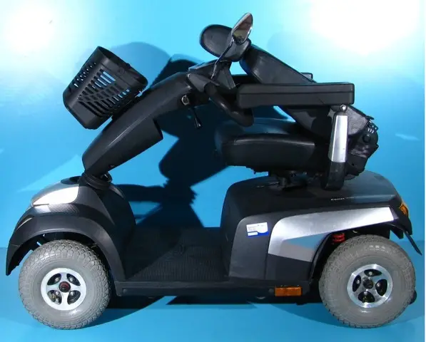 Scuter electric batrani Invacare Comet Ultra - 10 km/h