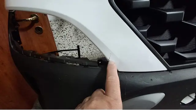 Bara fata hyundai kona hybrid