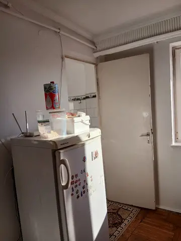 Inchiriez apartament