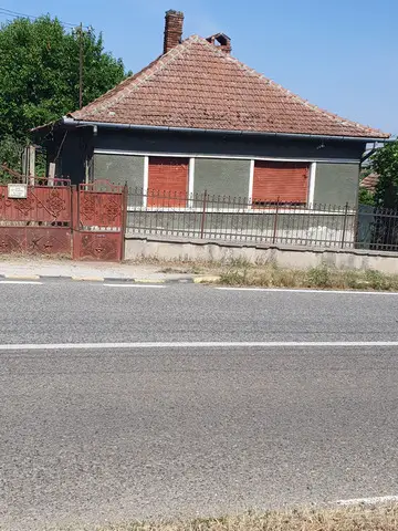 Casa de vanzare