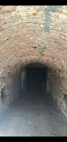 Pivnita de vanzare