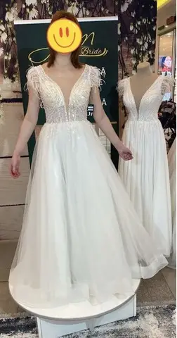 Rochie de mireasa noua