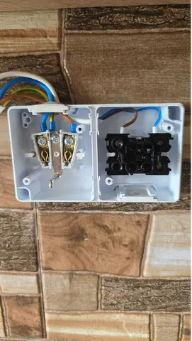 Servicii Electrice Casnice in Sector 4, Bucuresti